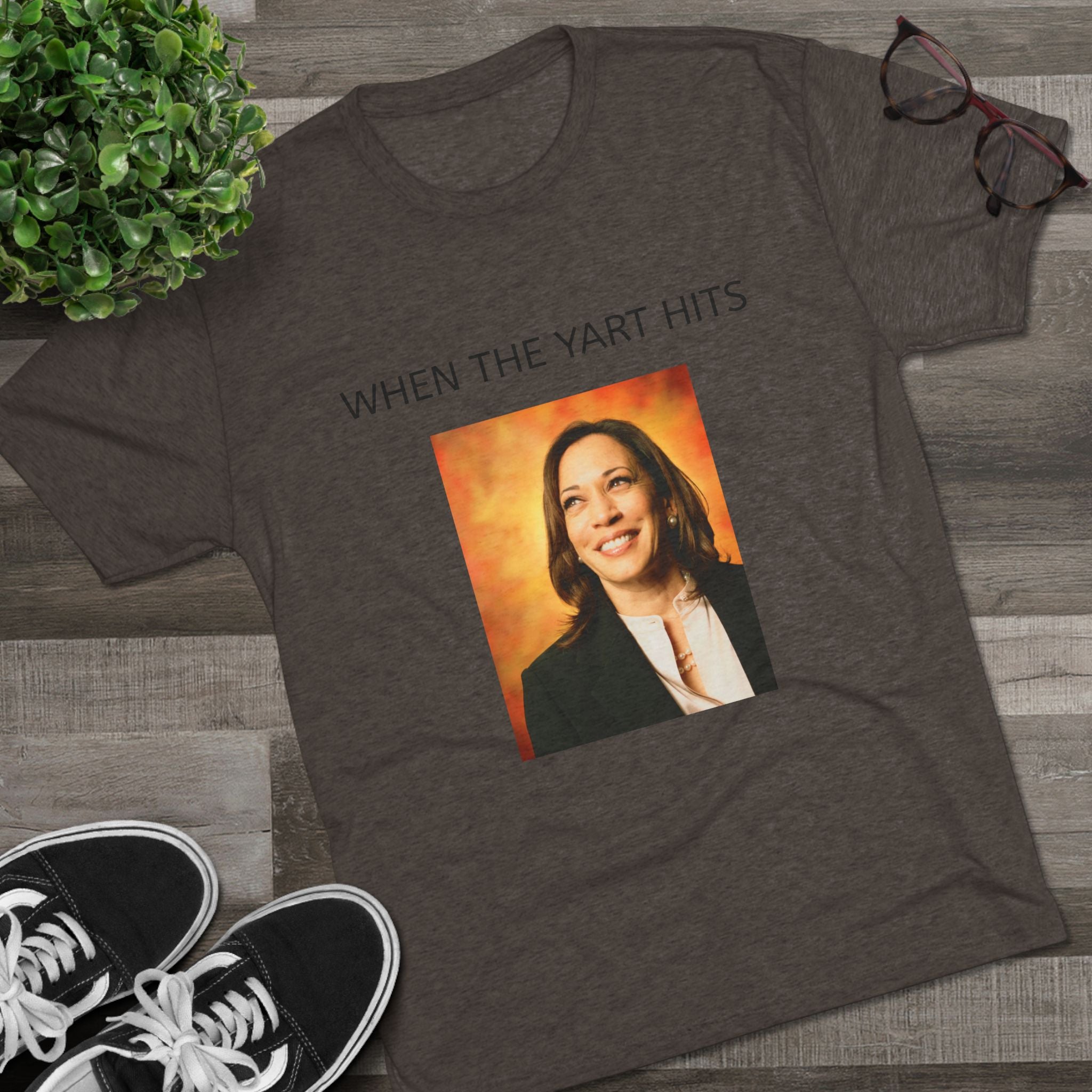 KAMALA OFF DA YART TEE